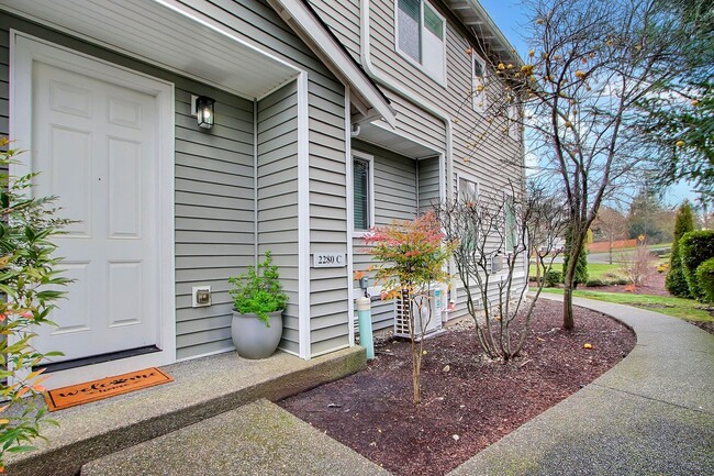 property at 2280 Bobs Hollow Ln