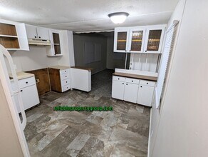 5614 W Cook Rd in Fort Wayne, IN - Building Photo - Building Photo