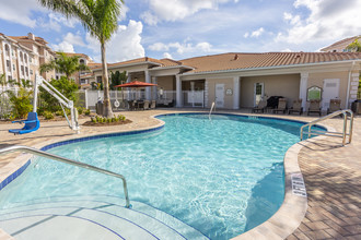 Diamond Oaks Village in Bonita Springs, FL - Foto de edificio - Building Photo