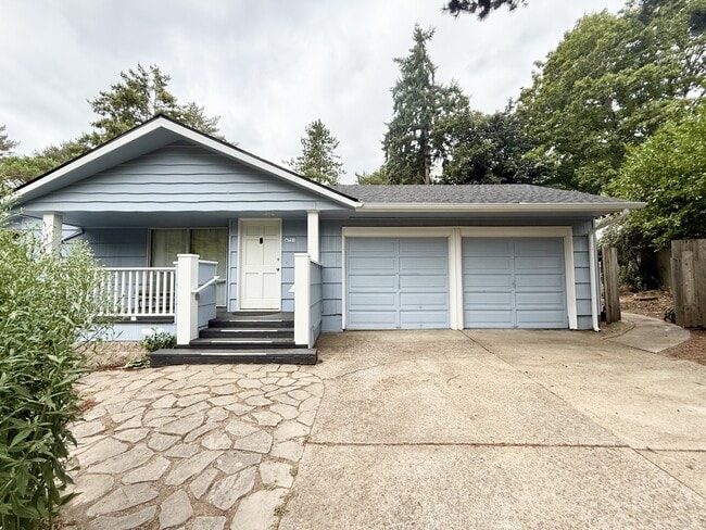 4751 SW 53rd Ave in Portland, OR - Building Photo - Building Photo