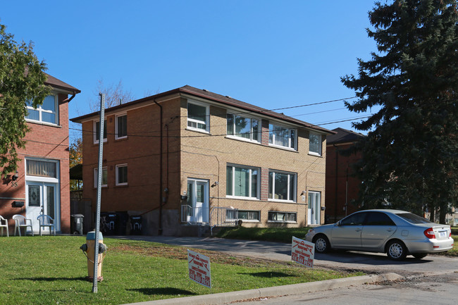 31-33 Garthdale Ct in Toronto, ON - Building Photo - Primary Photo