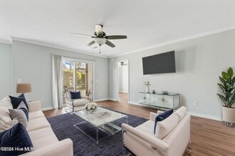 1600 Willoughby Park Ct in Wilmington, NC - Foto de edificio - Building Photo