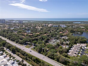 348 Carinosa Ct in Naples, FL - Building Photo - Building Photo