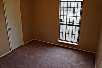 4811 Raven Ridge Dr in Houston, TX - Building Photo - Building Photo
