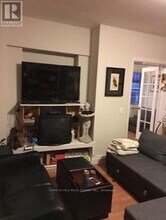 306A COLLEGE STREET in Toronto, ON - Building Photo - Building Photo