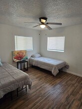 1040 Columbia Dr NE in Albuquerque, NM - Building Photo - Building Photo