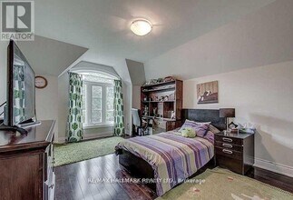 90 Grandview Ave in Markham, ON - Building Photo - Building Photo