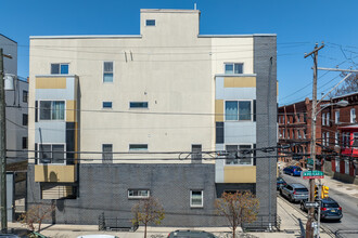 900-906 N 16th St in Philadelphia, PA - Foto de edificio - Building Photo