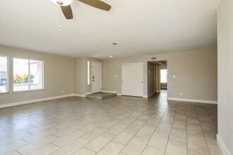 6601 S 17th Pl in Phoenix, AZ - Building Photo - Building Photo