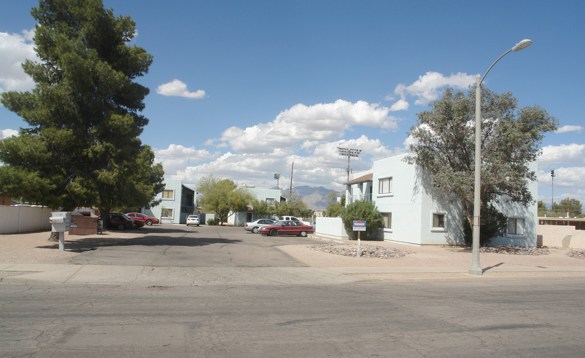 2345 E 17th St in Tucson, AZ - Building Photo