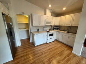 3753 Santa Rosa Ave in Santa Rosa, CA - Building Photo - Building Photo