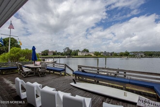98 Waterman Ave in Rumson, NJ - Building Photo - Building Photo