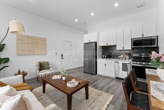 5254 Adams Ave in San Diego, CA - Building Photo - Building Photo