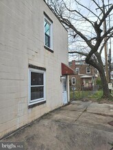 393 N York St, Unit 2ND in Pottstown, PA - Building Photo - Building Photo