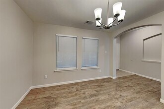 22210 Summer Breeze Ln in Tomball, TX - Building Photo - Building Photo