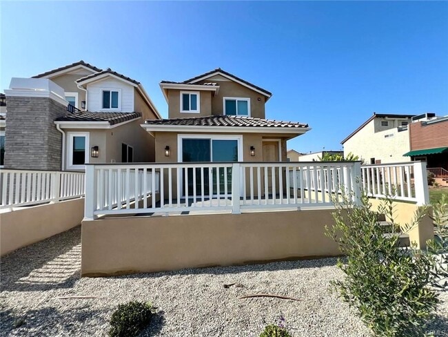 property at 323 Flint Ave