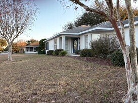 9770 SW 92nd Place Rd in Ocala, FL - Building Photo