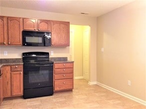 12674 Old Pond Rd in Noblesville, IN - Building Photo - Building Photo