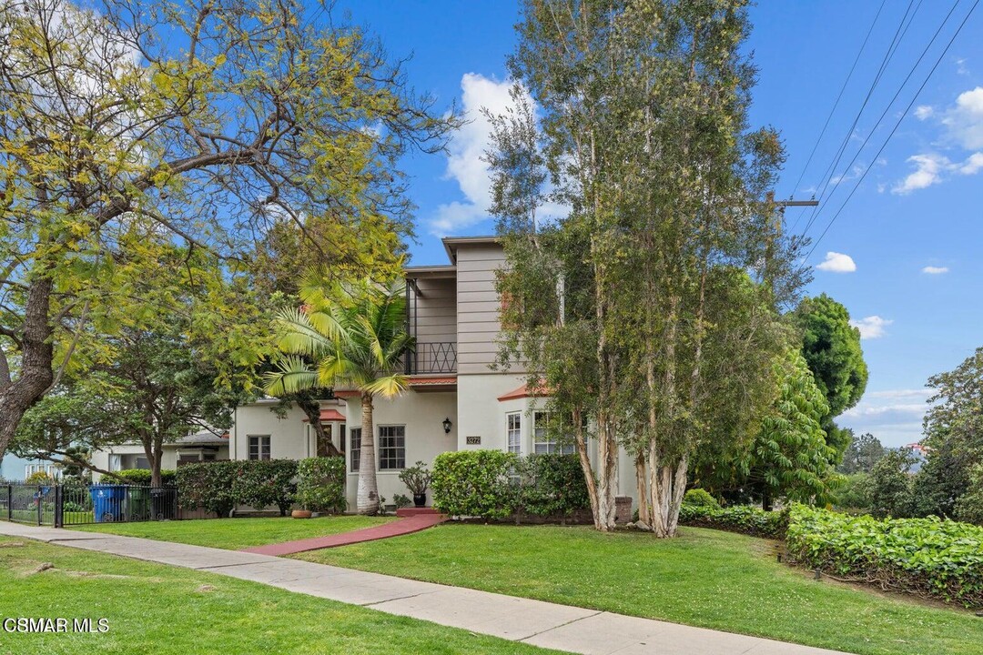 3136 Griffith Park Blvd in Los Angeles, CA - Building Photo