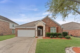 15103 Russet Bend Ln in Cypress, TX - Building Photo