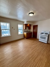 91 Laverack Ave, Unit 3 in Depew, NY - Foto de edificio - Building Photo