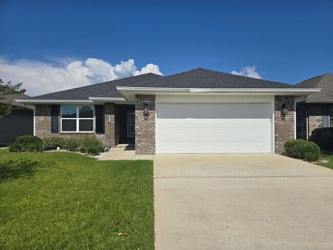property at 4117 Hazelhurst Dr