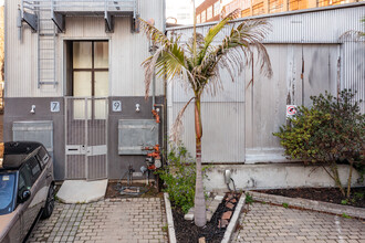 Clarence Place in San Francisco, CA - Foto de edificio - Building Photo