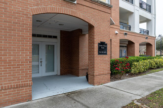 Welcome to Terra Villa Park in Winter Springs, FL - Foto de edificio - Building Photo