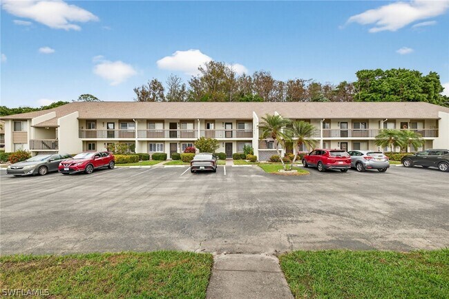 13170 White Marsh Ln in Ft. Myers, FL - Building Photo - Building Photo