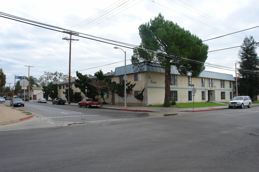 El Cortez Apartments in Panorama City, CA - Building Photo