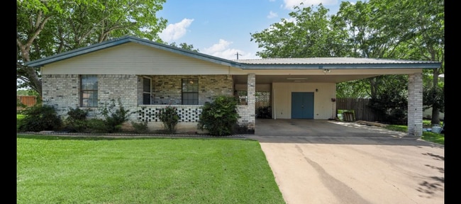 property at 305 David Davis Dr