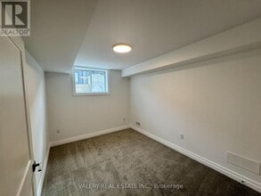 7489 Marvel Dr in Niagara Falls, ON - Building Photo - Building Photo