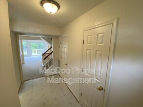 106 Batley Ct in Fredericksburg, VA - Building Photo - Building Photo