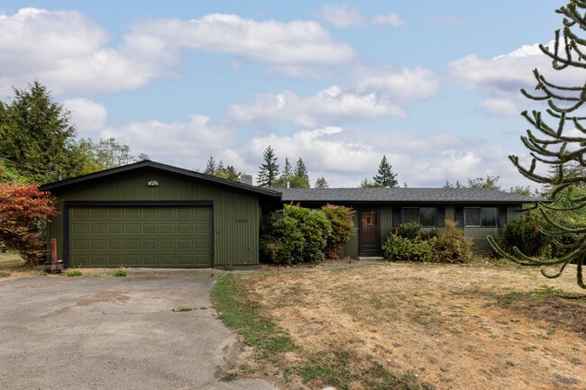 property at 74693 Hale Ln