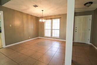 14614 Parksite Woods in San Antonio, TX - Building Photo - Building Photo