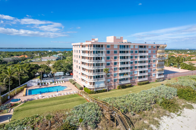 SOUTH SHORES OCEANSIDE in Melbourne Beach, FL - Building Photo - Building Photo