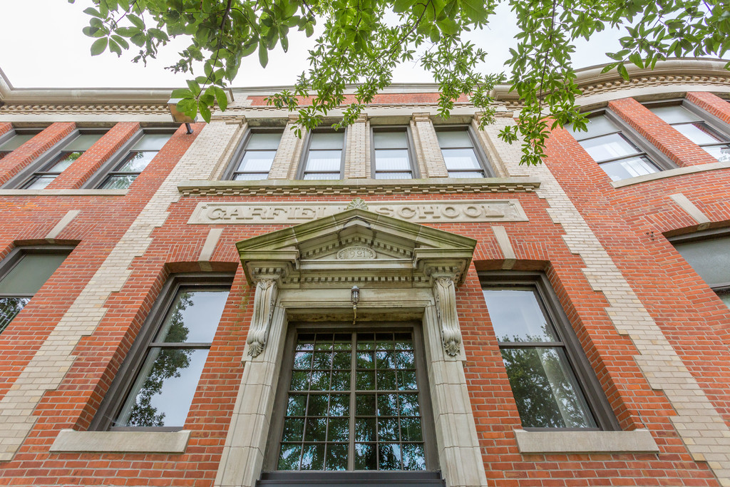 Garfield School Senior Residences Apartments In Moline, Il 