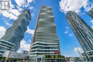 3900 Confederation Pkwy in Mississauga, ON - Building Photo