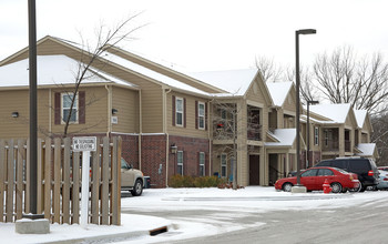 Rolling Meadows Apartments in Glenpool, OK - Building Photo - Building Photo