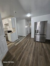 448 Screvin Ave-Unit -2 bedroom unit in Bronx, NY - Building Photo - Building Photo