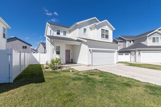 2007 Redtail Cir in Wellsville, UT - Building Photo - Building Photo