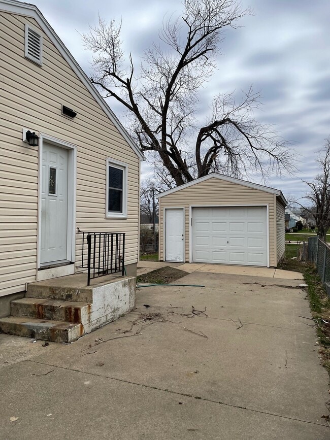 2722 Dalewood Ave SE in Cedar Rapids, IA - Building Photo - Building Photo