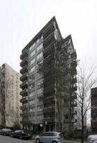 Seascape Apartments in Vancouver, BC - Building Photo