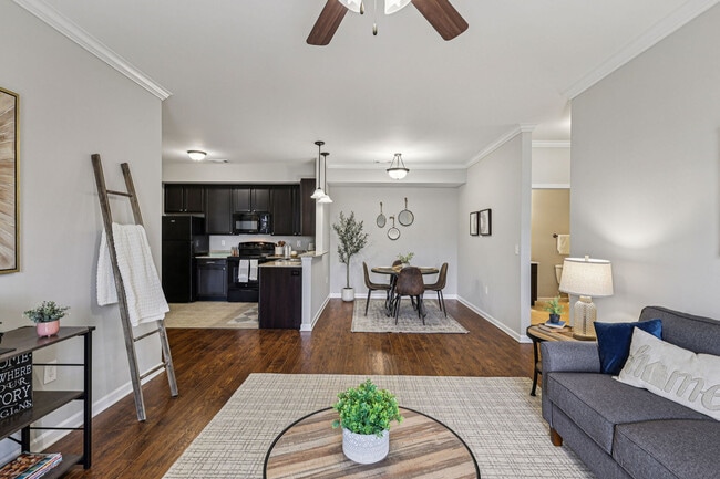 Cumberland Trace Village Apartments in Bowling Green, KY - Building Photo - Building Photo