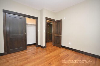 46 Creighton St, Unit 3 in Boston, MA - Foto de edificio - Building Photo