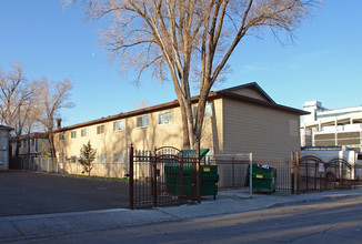 310 Maine St in Reno, NV - Building Photo - Building Photo