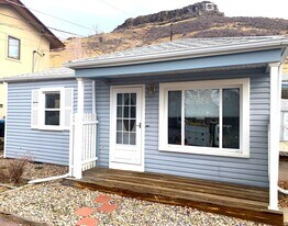 2201 Table Dr in Golden, CO - Building Photo