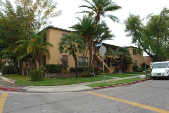 11355 Tiara St in North Hollywood, CA - Building Photo - Building Photo