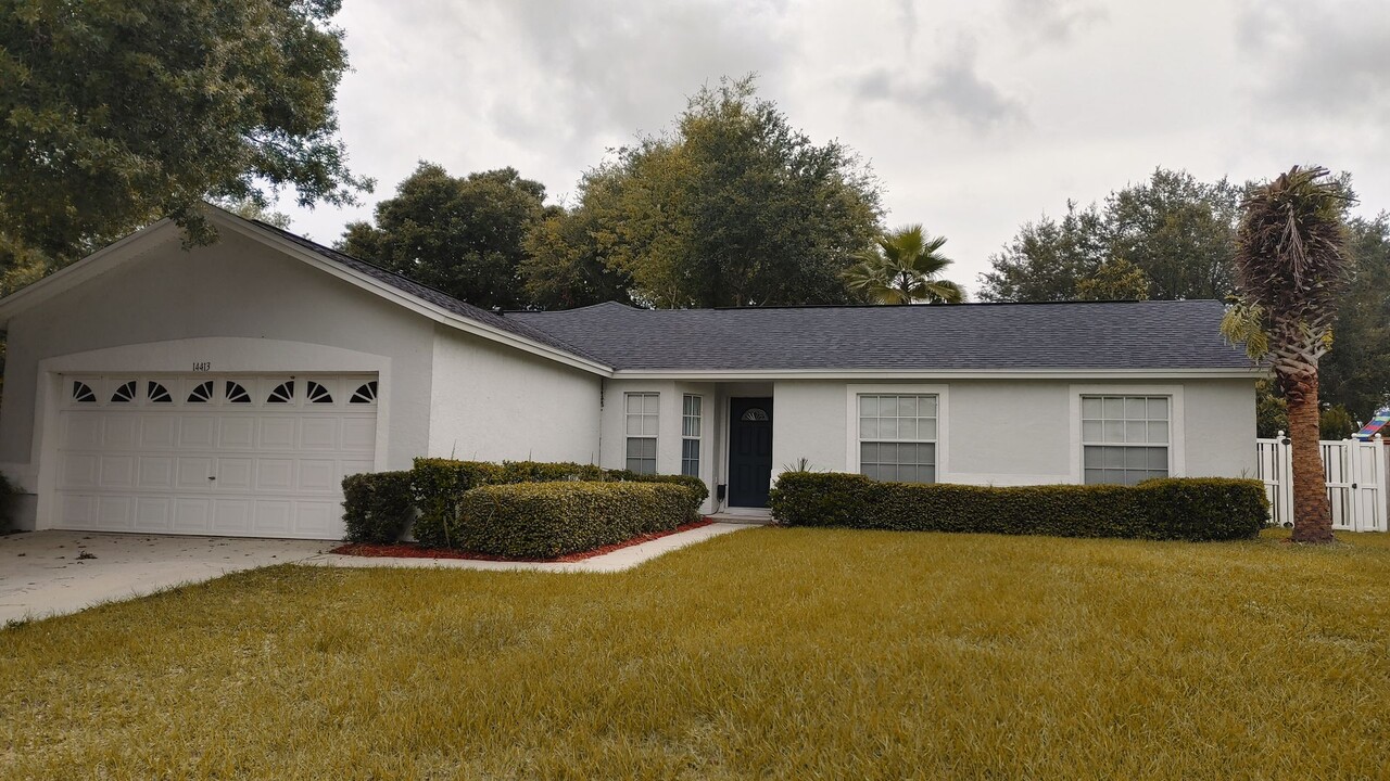 14413 N Greater Hills Blvd in Clermont, FL - Building Photo