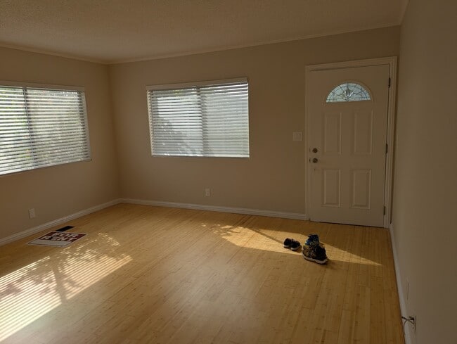 4601 W 173rd St in Lawndale, CA - Building Photo - Building Photo